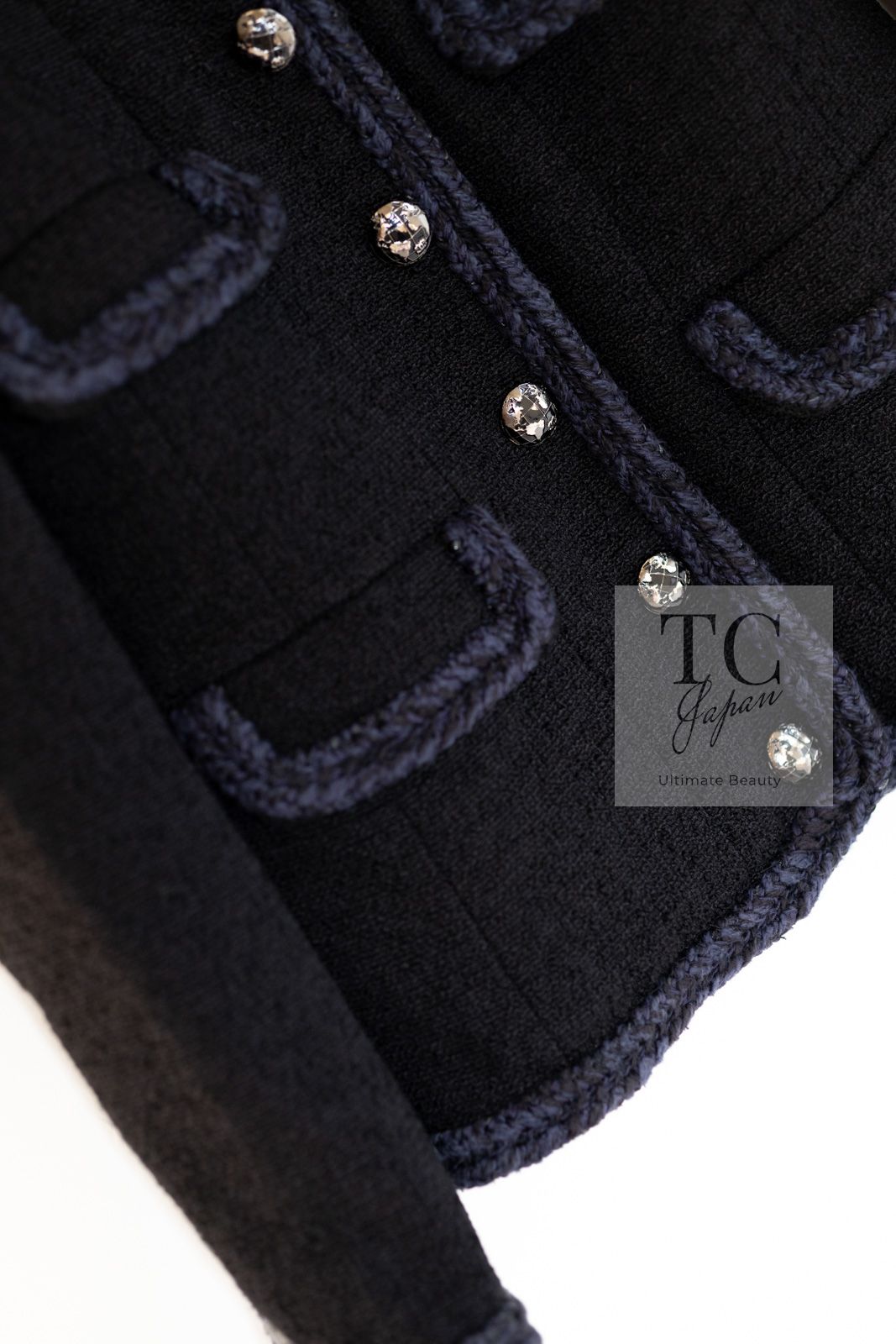 美品★CHANEL シャネル　ネイビーブルー　　シルク１００% 楽天市場】未使用品◎正規品 伊製 CHANEL シャネル P57411