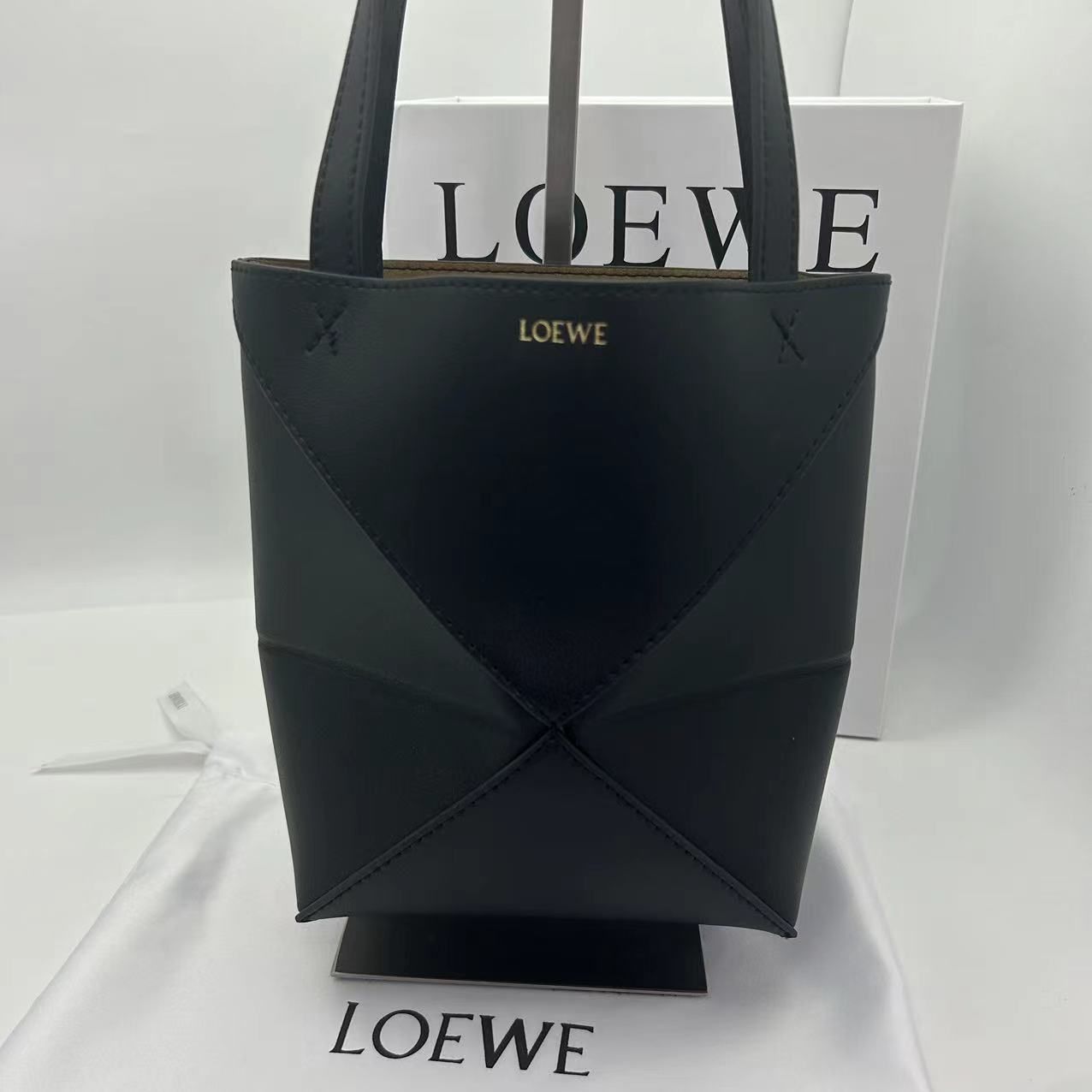 LOEWEパズルフォルド トート バッグ