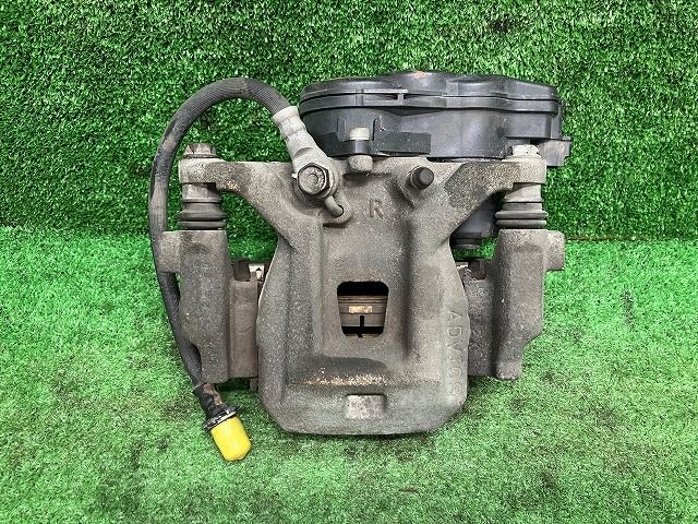 レクサス NX AYZ15 右リアキャリパー NX300H バージョンL 4WD 47830-78010 085