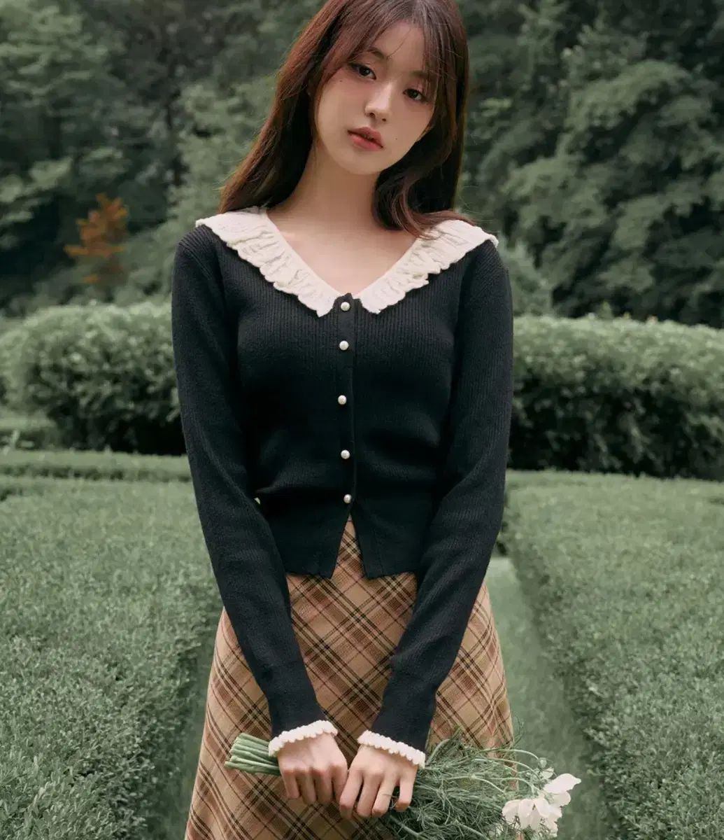 ROLAROLA ロラロラ チャン ウォン ヨンピク フリル ニット カーディガン