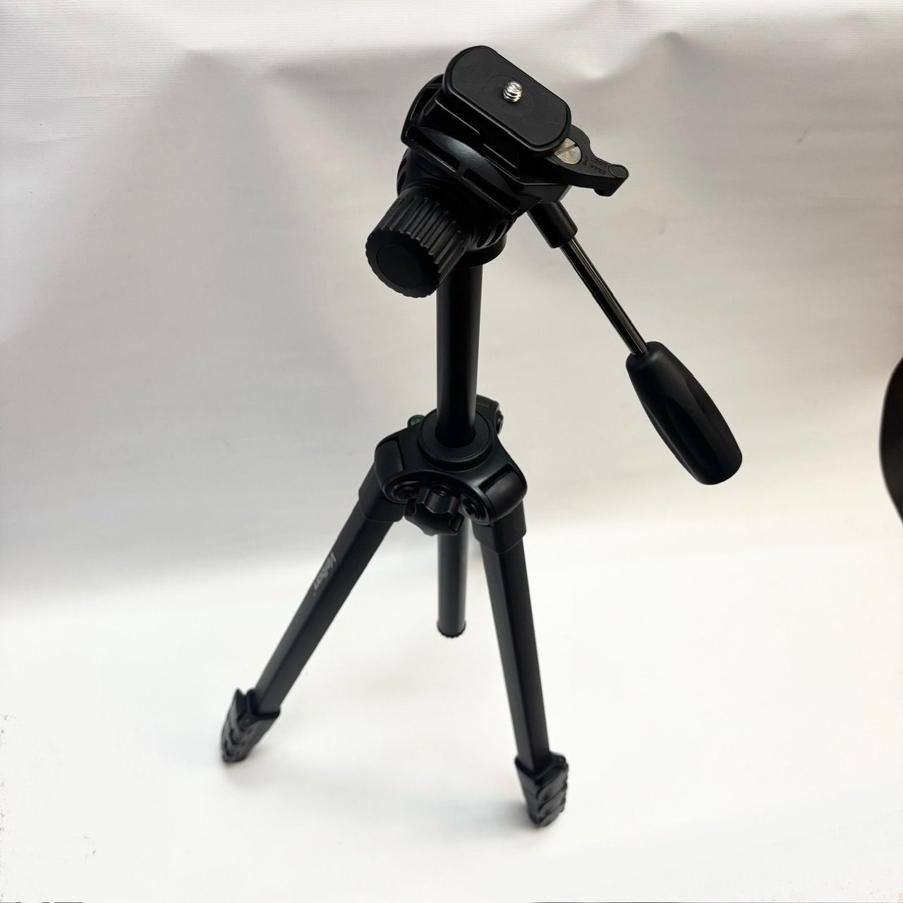 118 美品 Velbon ベルボン ファミリー 三脚 M47 カメラ - メルカリ
