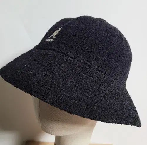 Supreme Kangol シュプリーム カンゴール バケットハット Lサイズ Supreme - Supreme Kangol Bermuda Casual Hat Whiteの通販 by