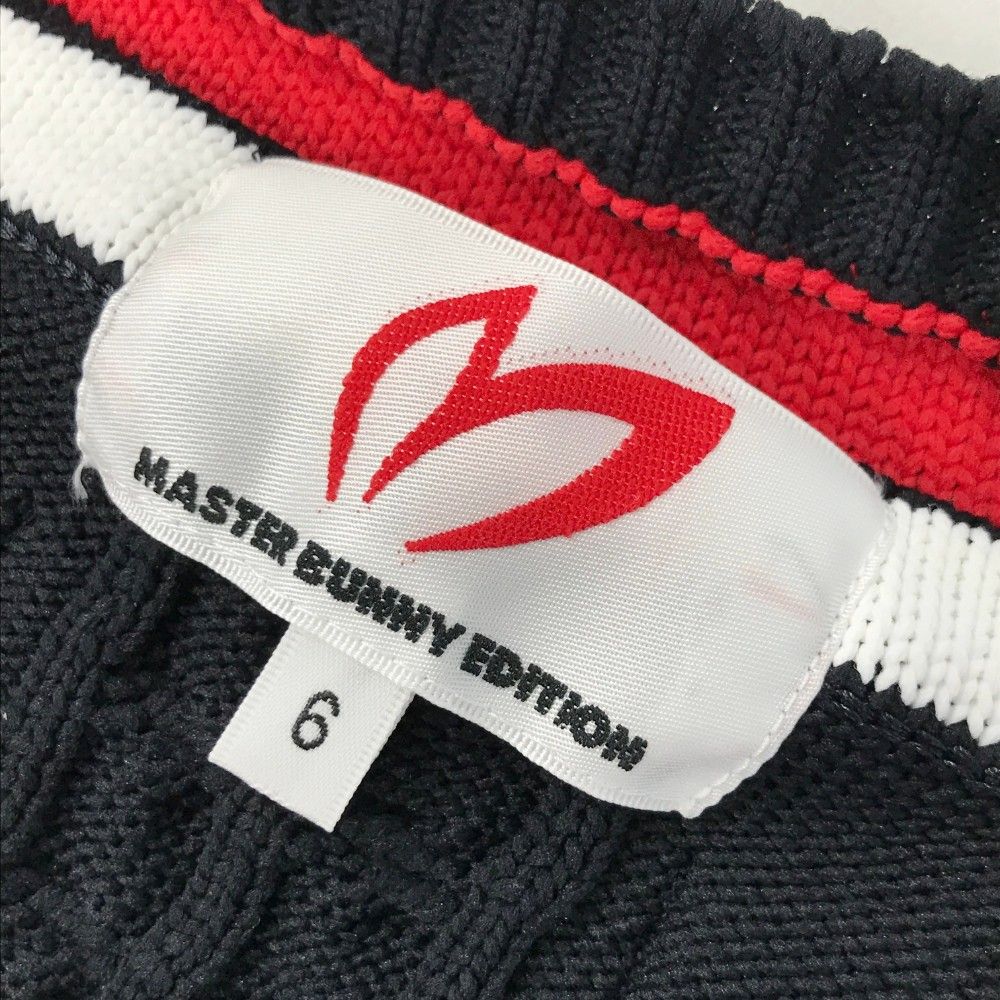 サイズ：6 MASTER BUNNY EDITION マスターバニーエディション  Vネック ニットベスト  ブラック系 [240101448955] ゴルフウェア メンズ ストスト サイズ：6 MASTER BUNNY EDITION マスターバニーエディション V