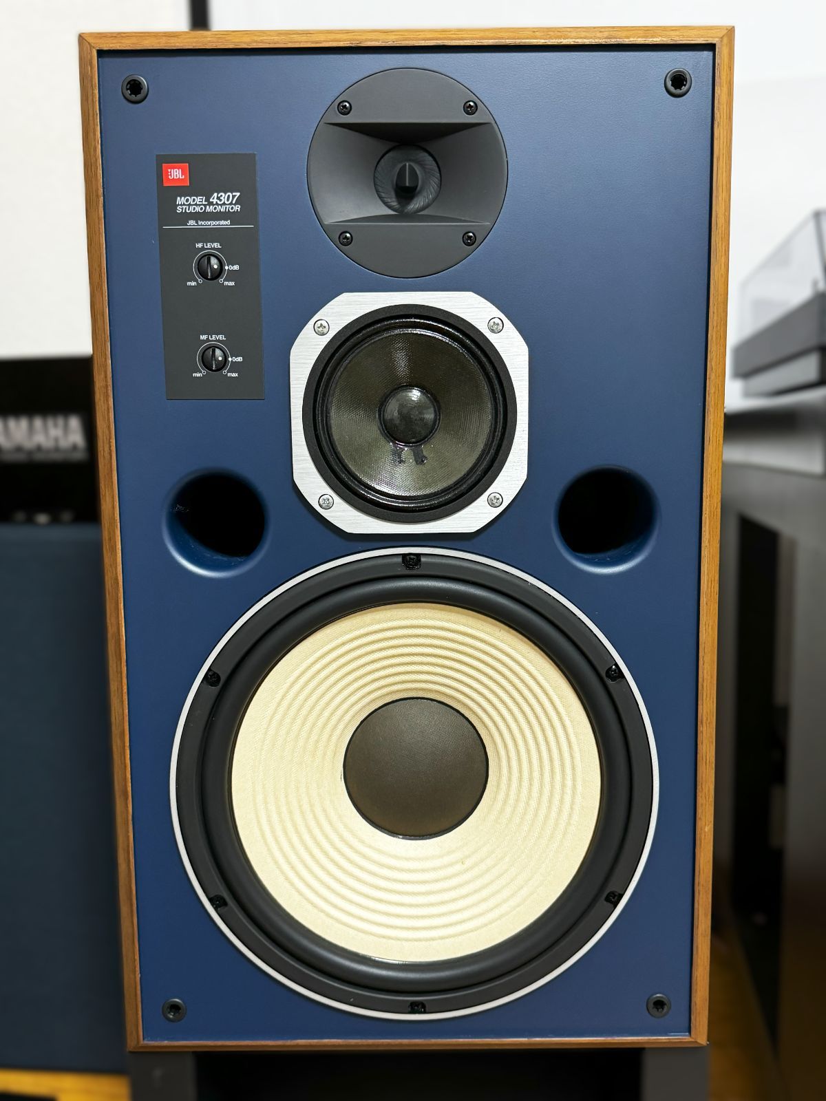 JBL4307 スタジオモニター　1/2 ※ペアでのご購入お願い致します。 JBL4307 STUDIO MONITOR SPEAKER PAIR USED - メルカリ