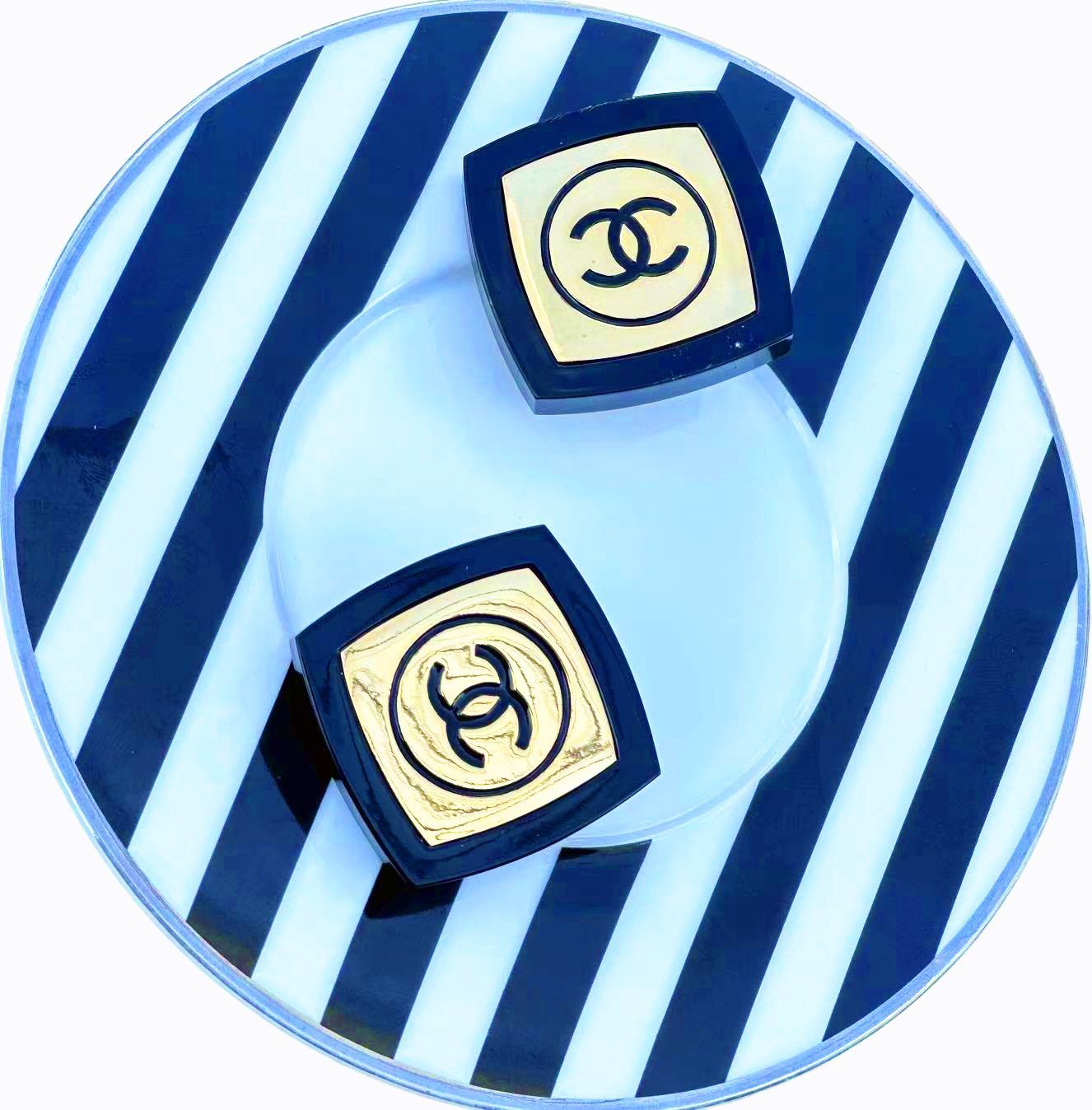 美品 CHANEL シャネル 超BIG COCO マーク シャツ トップス 美品 CHANEL シャネル 超BIG COCO マーク シャツ トップス