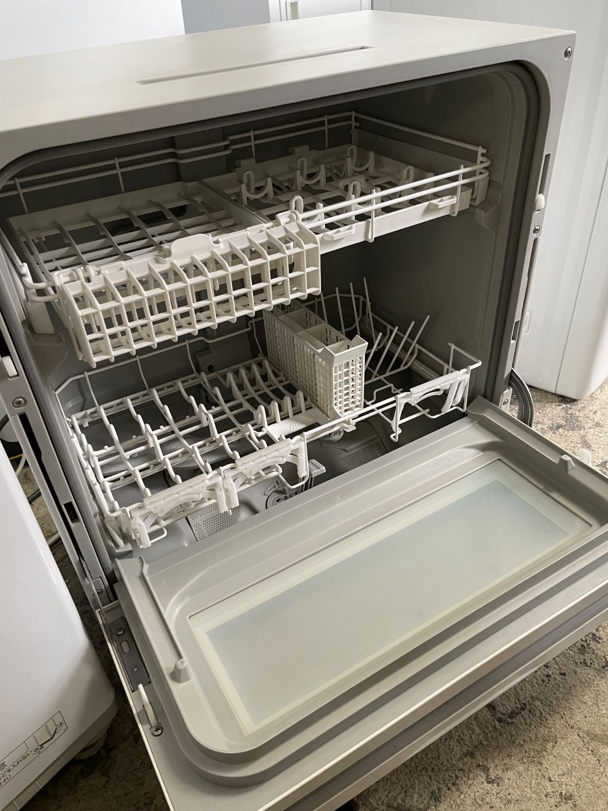 Panasonic NP-TH4-W WHITE 2022年製 Panasonic NP-TH4-W 食器乾燥機 2022年製 2022年式】 Panasonic 食洗