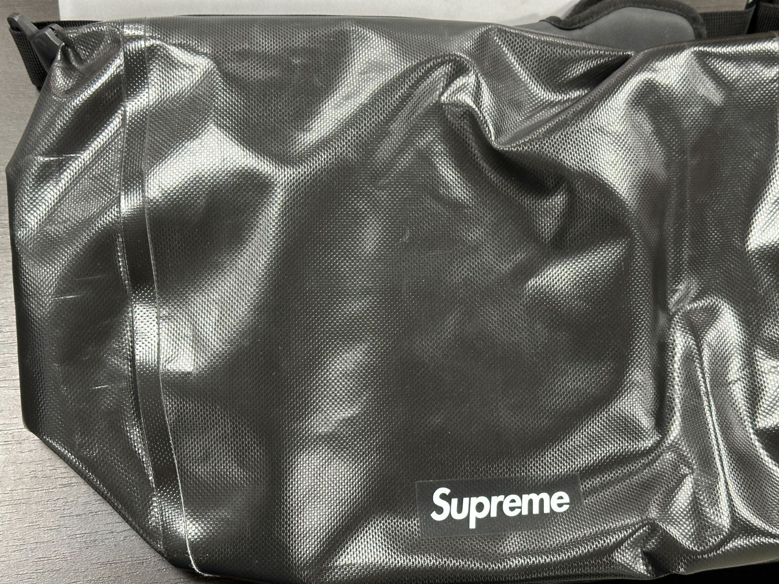 SUPREME (シュプリーム) 24SS× ORTLIEB SMALL MESSENGER BAG WATER PROOF スモール メッセンジャー バッグ ショルダー ブラック ウォータープルーフ 防水 オルトリーブ