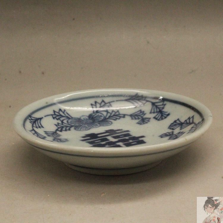 青花双喜纏枝蓮小皿 美品 壺置 花台茶道具 景徳鎮 現代工芸品
