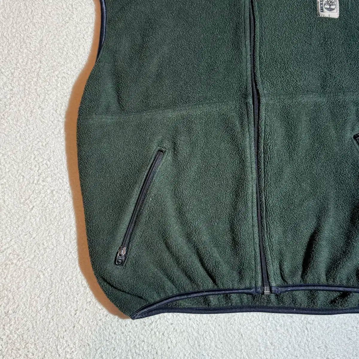 ダークグリーン フリース