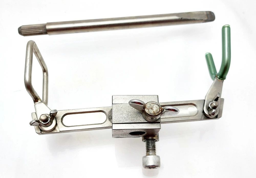 竿受け チタン製