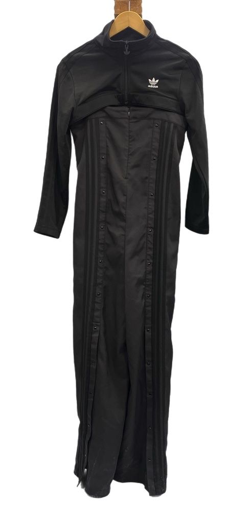 アディダス adidas 22SS ALWAYS ORIGINAL JUMPSUIT ジャンプスーツ オールインワン 黒 HF2044 スーツ セットアップ ブラック Mサイズ 101LT-175