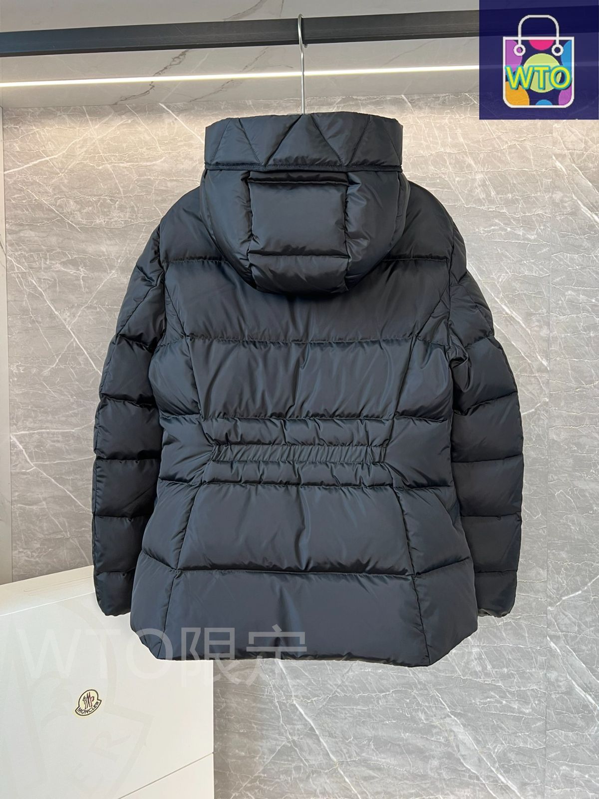 ♪直営店♪Moncler  AVOCE   DHL配送 ♪直営店♪Moncler AVOCE DHL配送 (MONCLER/ダウンジャケット