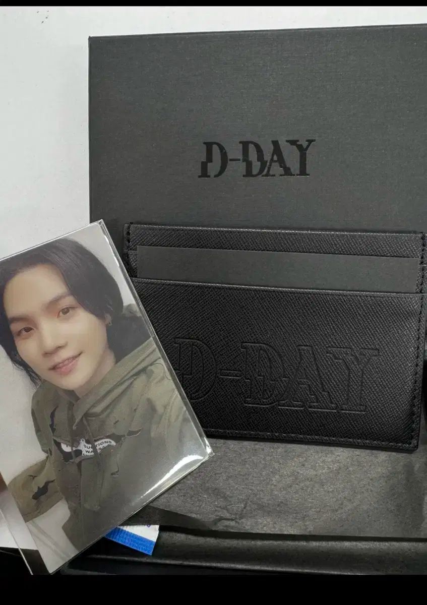 SUGA D ー DAY カードウォレット ＋ フォトカード