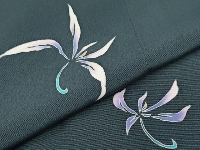 錆鉄御納戸色地