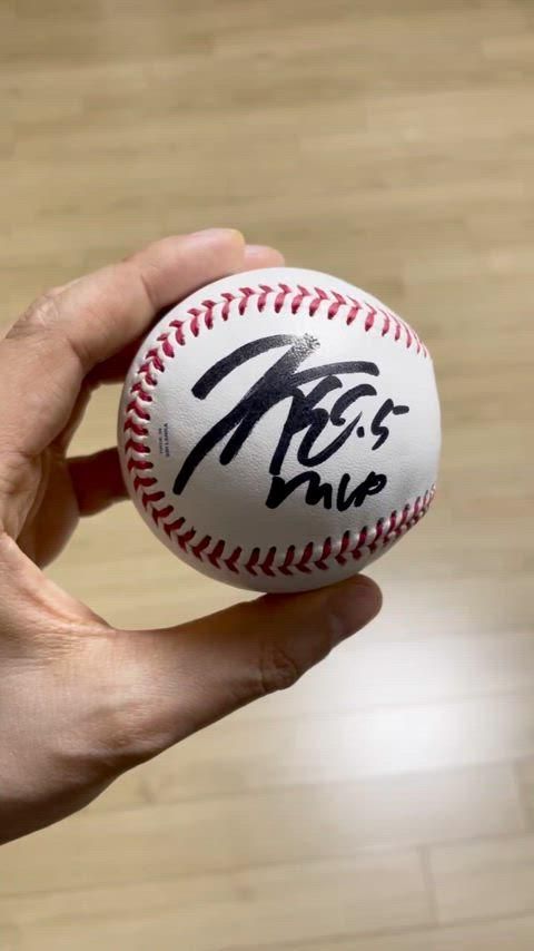 mvp サインボールです