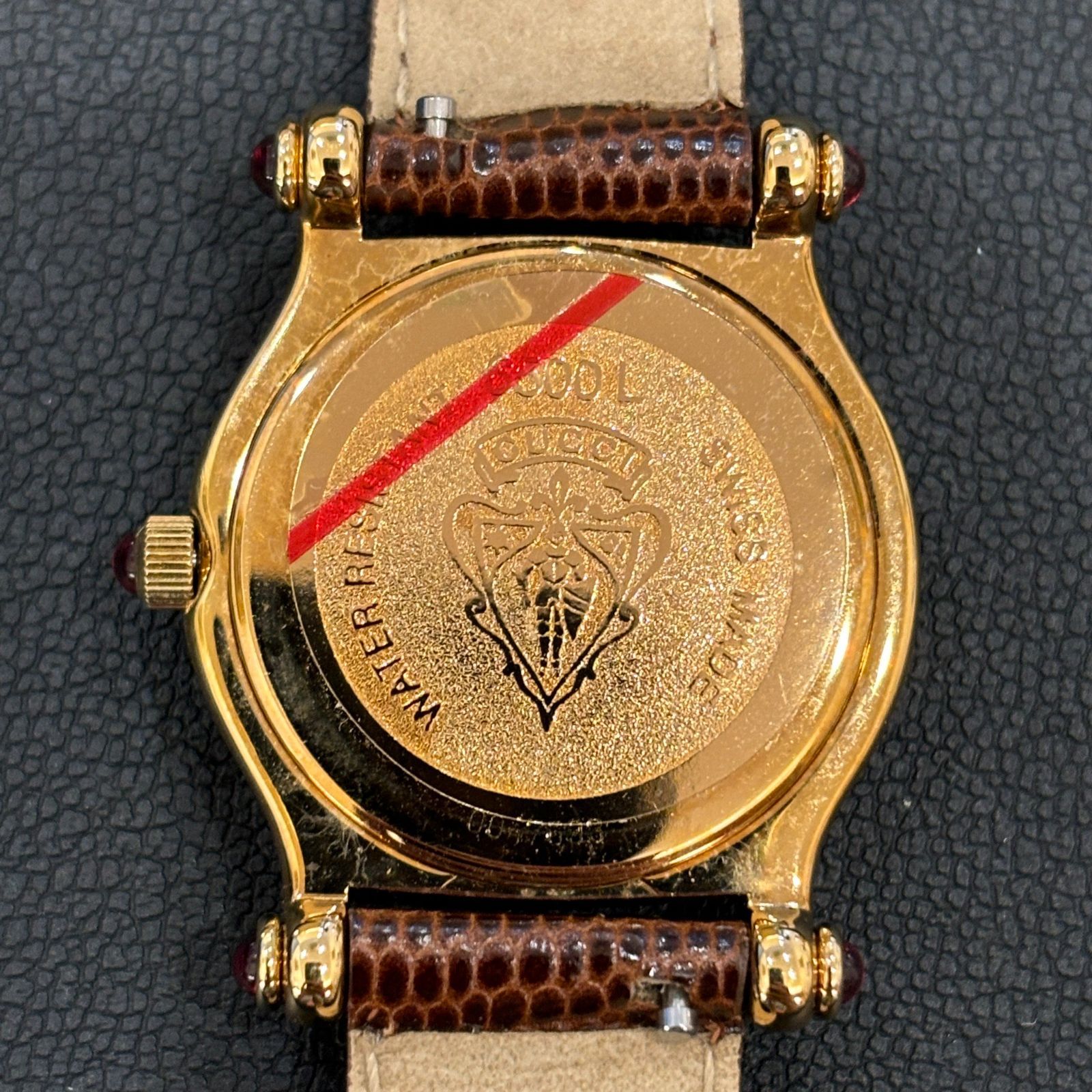 稼働 GUCCI 腕時計 6500P ローマインデックスベゼル レザー 990 ΩNA4126 大人気！GUCCI グッチ 腕時計 6500L QZ クォーツ