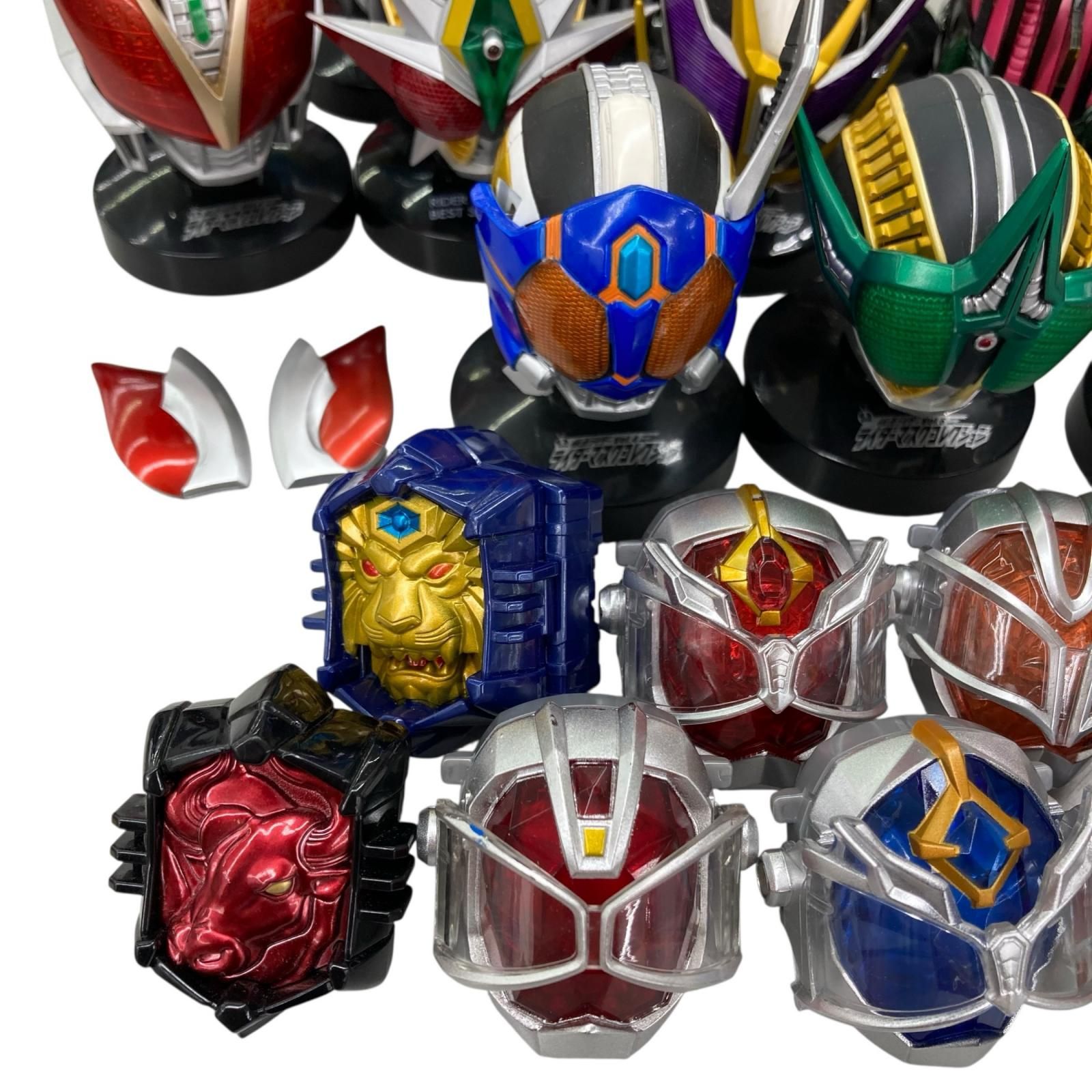 186000 現状品 仮面ライダーグッズまとめ品　ウィザード/電王/DX [0000000000852] 186000 現状品 仮面ライダーグッズまとめ品 ウィザード/電王/DX