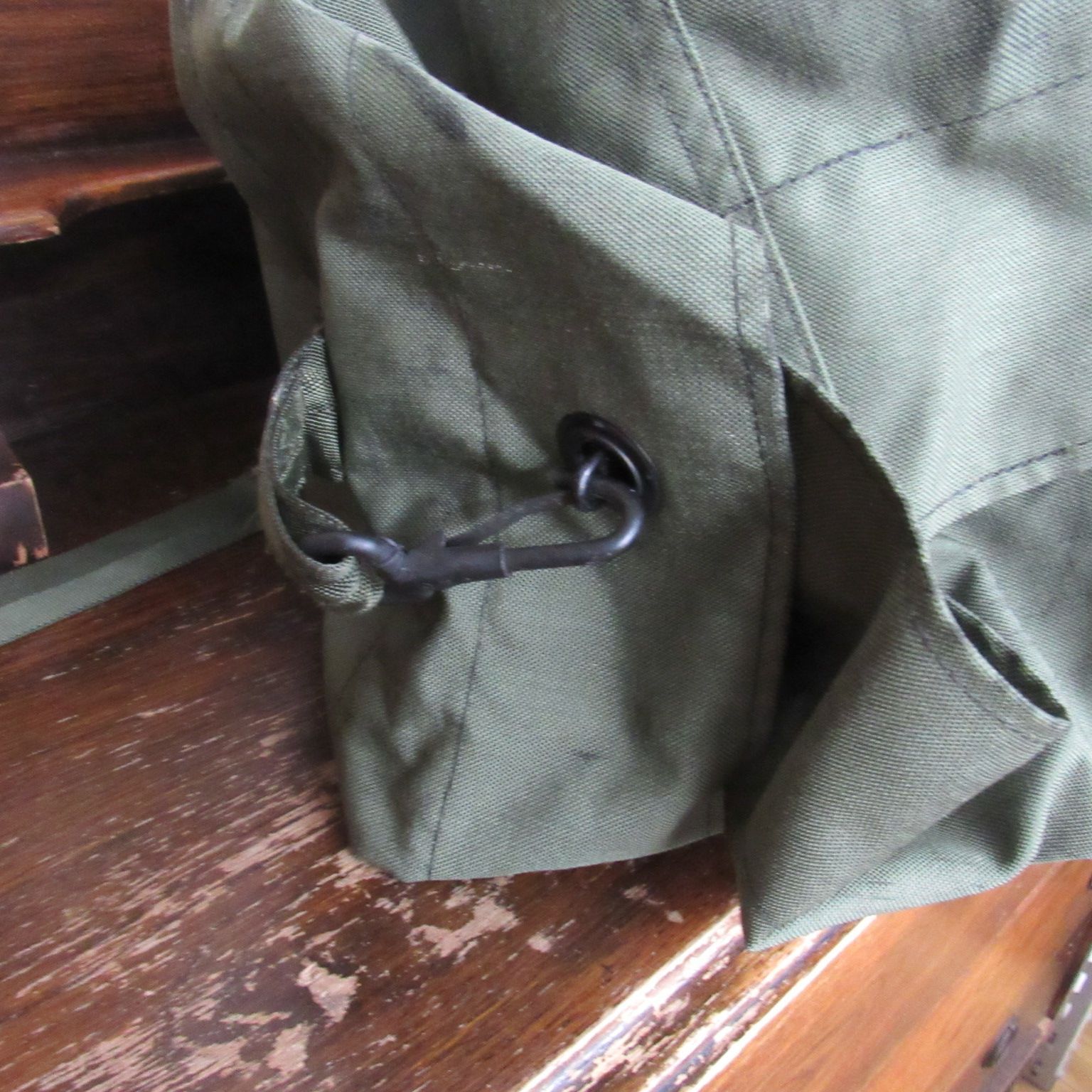 教育する アメリカ軍放 ナイロンバッグ 大容量 ダッフルバッグ 約80L キャリングハンドル付き オリーブドラブ エキスパート藤沢辻堂店