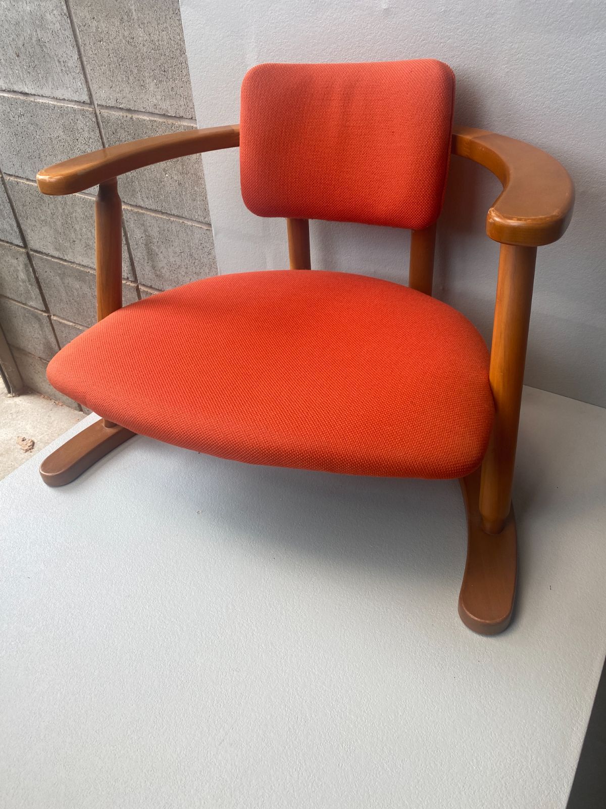 無限工房 かに座椅子 ローチェア