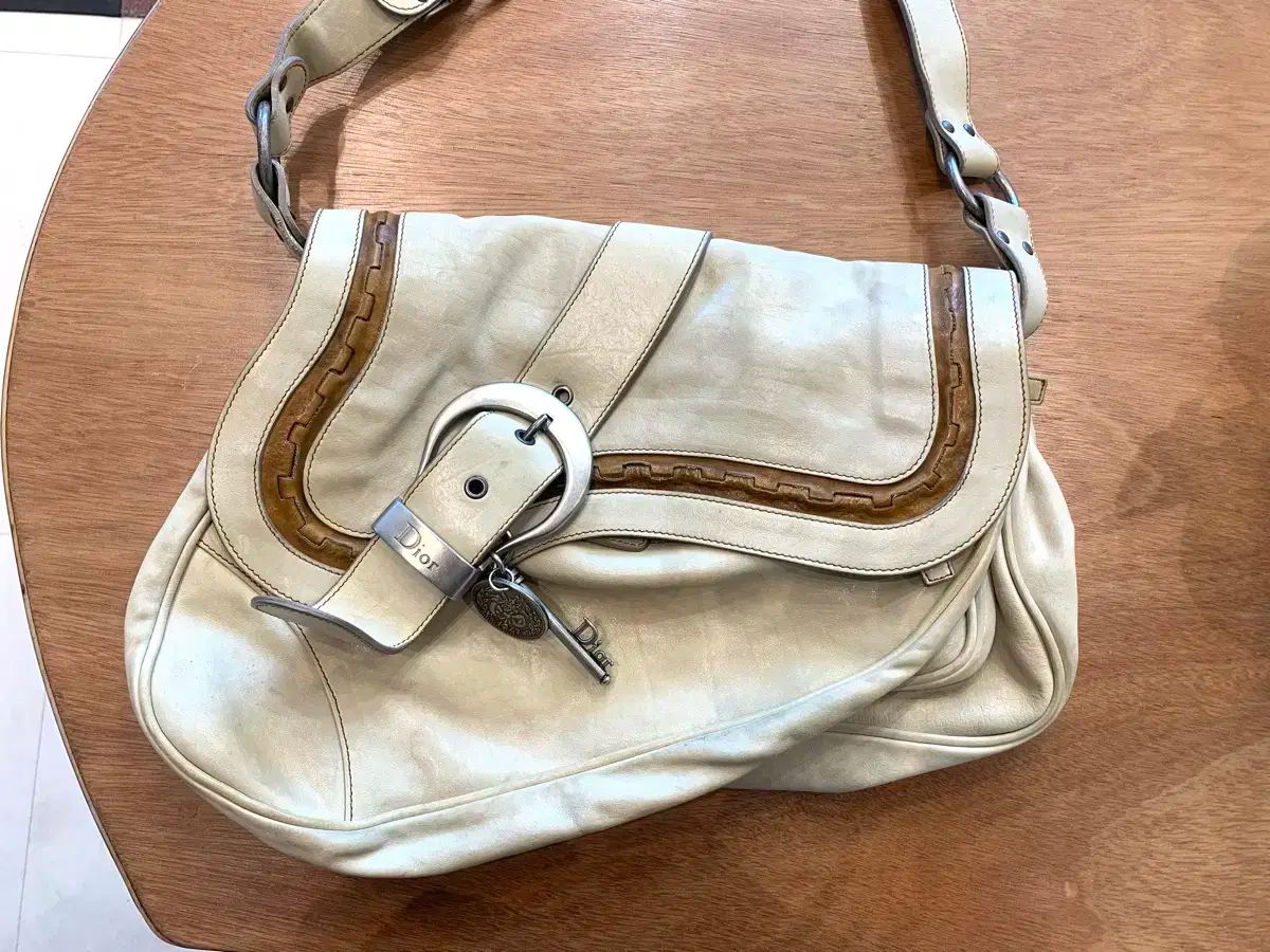 Dior(ディオール) ガウチョ ショルダーバッグ 正規品 - メルカリ