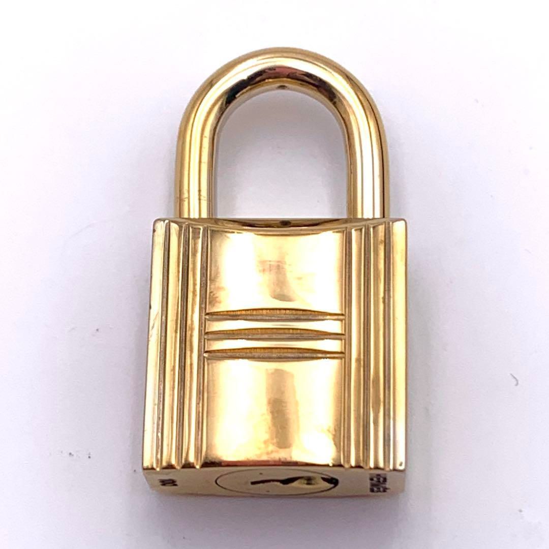 HERMES エルメス カデナ　24Kメッキ　No.100　100番　鍵付き HERMES エルメス カデナ 24Kメッキ No.100 100番 鍵付き - メルカリ