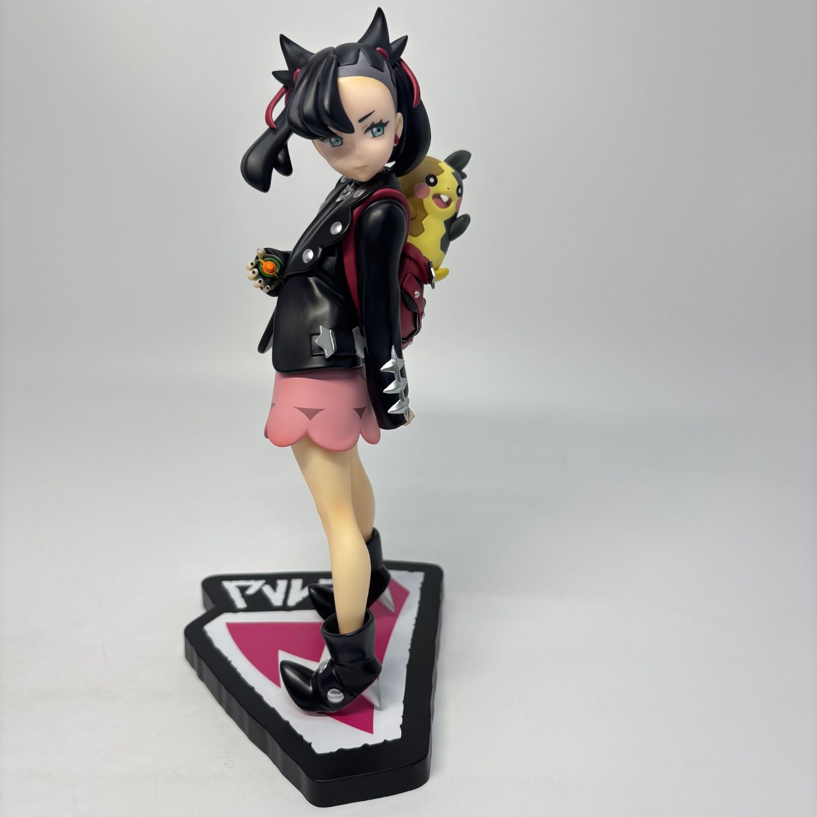 ポケモンセンター マリィ&モルペコ フィギュア ポケモン