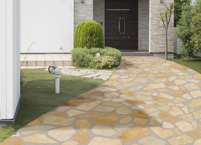  乱形石 薄 アルビノイエロー 薄手 1平米 乱形 石材 1 m 2 束 7-13 mm厚 乱形石材 アルビノミックス イエロー 石英岩 天然石 建築資材 材料 資材