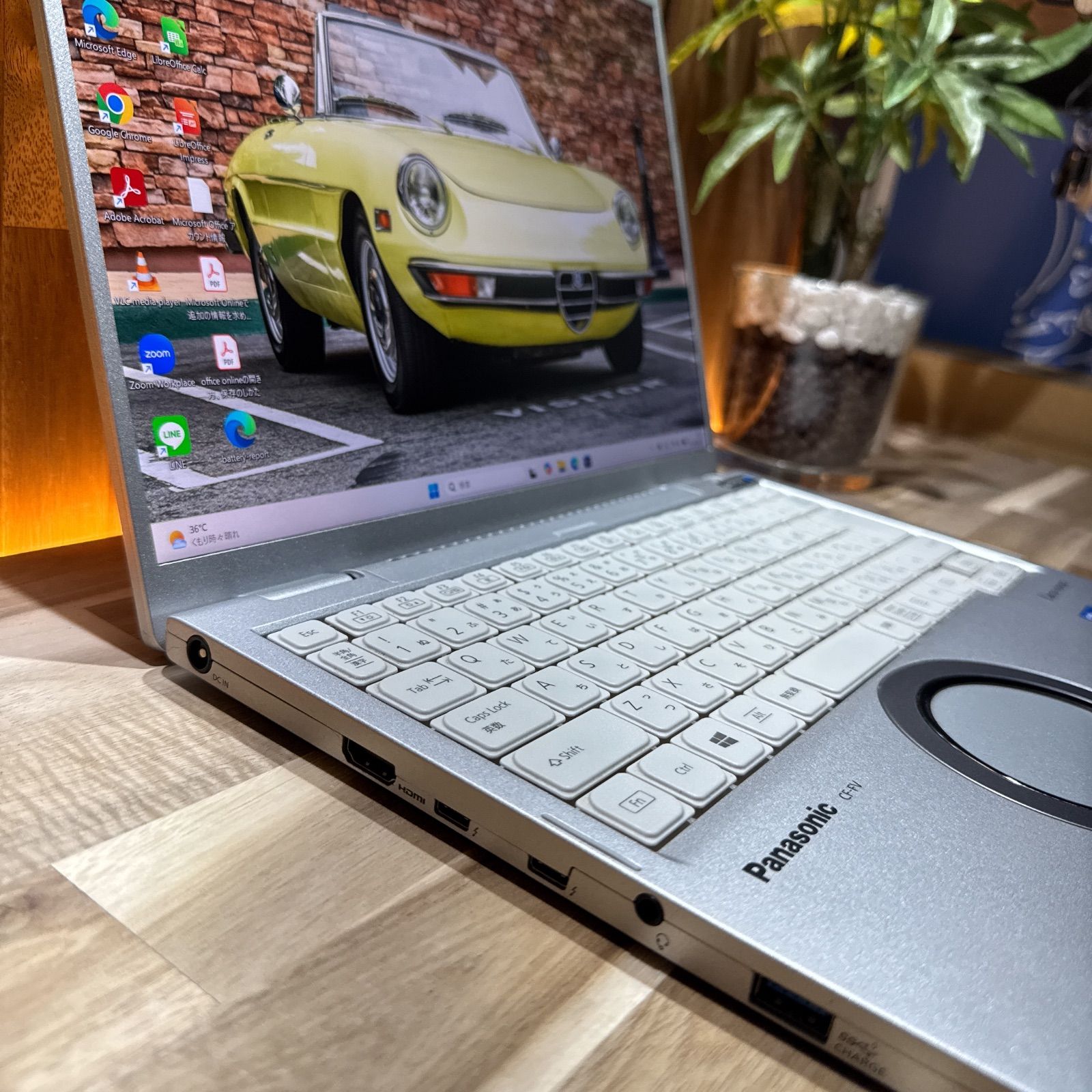 公式ショップ限定価格❣️/ 最新モデル《Panasonic Let's note