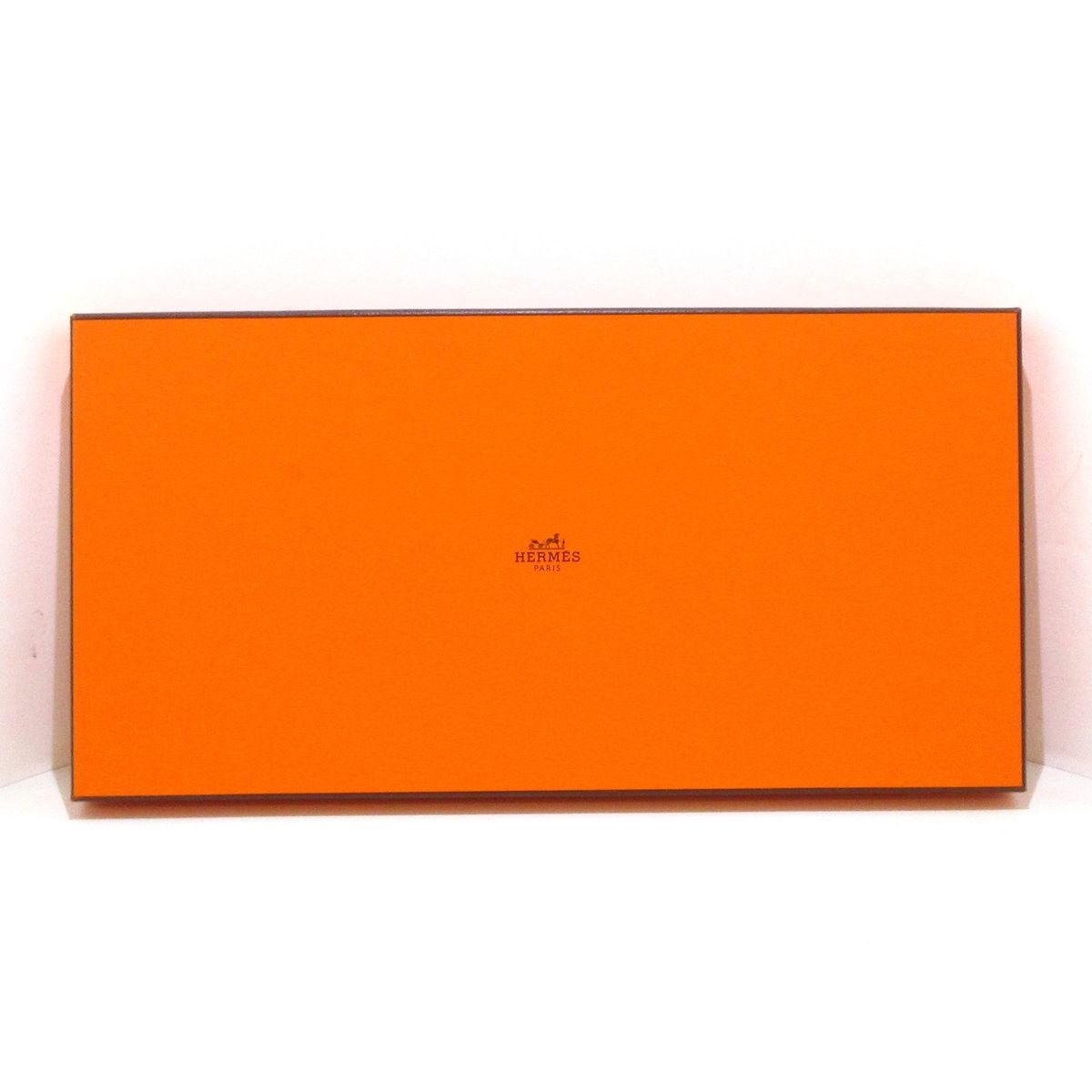 上品にエレガントに HERMES ショール140 トレサージュ オレンジ 上品にエレガントに HERMES ショール140 トレサージュ オレンジ