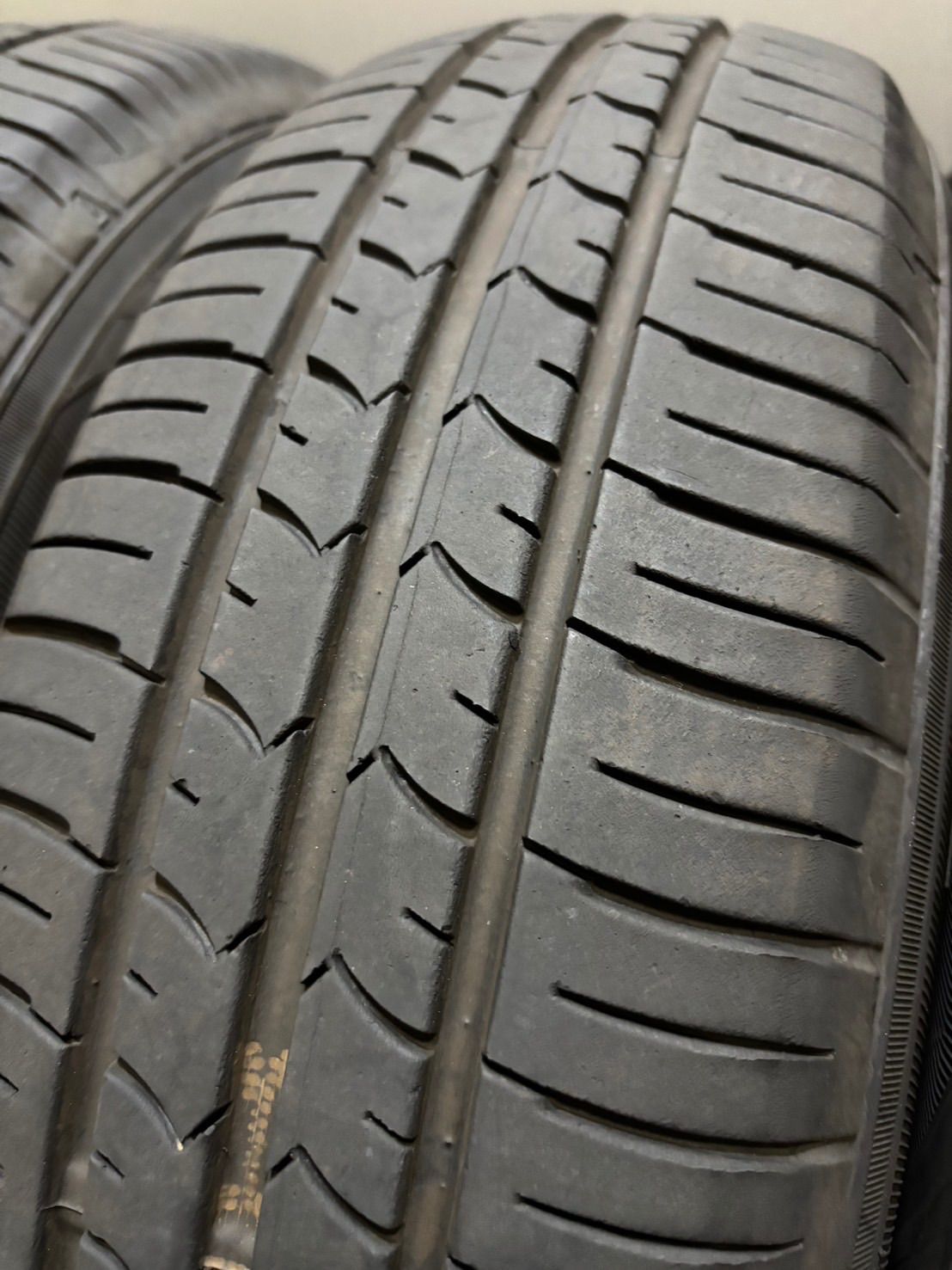  165 70 R 14 EffcientGrip ECO EG 01 22年製 夏タイヤ サマータイヤ 4本 ヴィッツ ハスラー フ 4 J 984 14インチ サマータイヤ ノーマルタイヤ