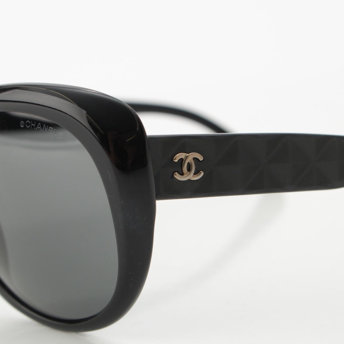 美品 CHANEL シャネル ココマーク サングラス ブラック シャネル ココマーク サングラス アイウェア 5184 ブラック 58
