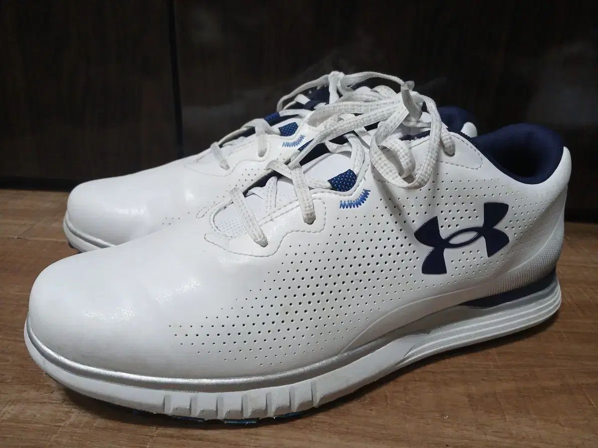 アンダーアーマー ゴルフシューズ 白 メンズ用 ゴルフシューズ 280mm