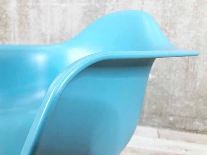 ハーマンミラー イームズ