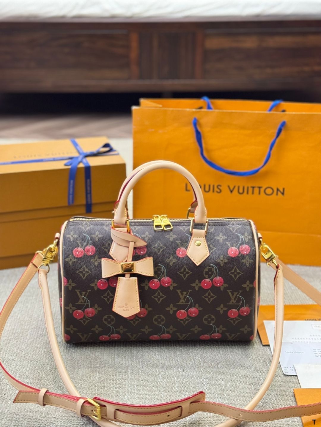 極美品❗️Claude Ferand Paris ハンドバッグ sankyo shokai [期間限定価格]オーストリッチ ハンドバッグ