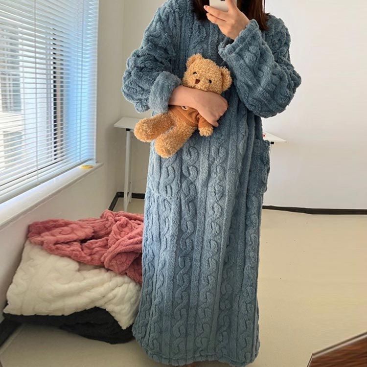 ルームウェア レディース もこもこ ルームワンピース ボア フリース パジャマ マキシワンピース 部屋着 長袖 ゆったり ロング 冬用 厚手 ふわふわ 防寒 保温 暖か あったか 寝巻き 寝間 lulum 471