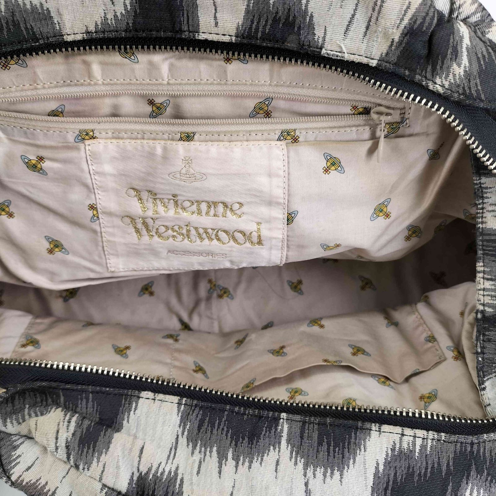 美品　Vivienne Westwood ヤスミン レオパード　バッグ 美品 Vivienne Westwood ヤスミン レオパード バッグ - メルカリ