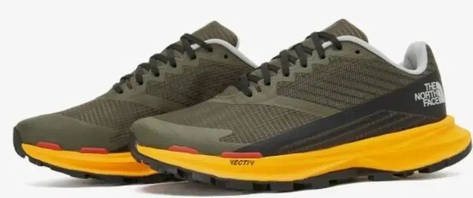 THE NORTH FACE ザノースフェイス メンズ ベクティブ トレイル ランニングシューズ 265mm カーキ色