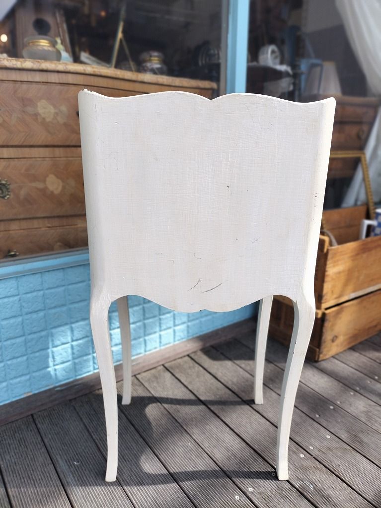 アンティーク 白い