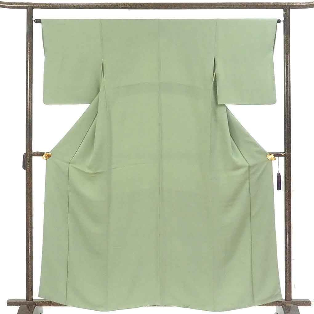 色無地 身丈162cm 裄65cm 前幅23cm 後幅30cm 袖丈48cm 袖幅32cm レディース 袷 無地 裄Mサイズ 秋冬春用 正絹 シルク グリーン リメイク リユース リサイクル 呉服のきくや