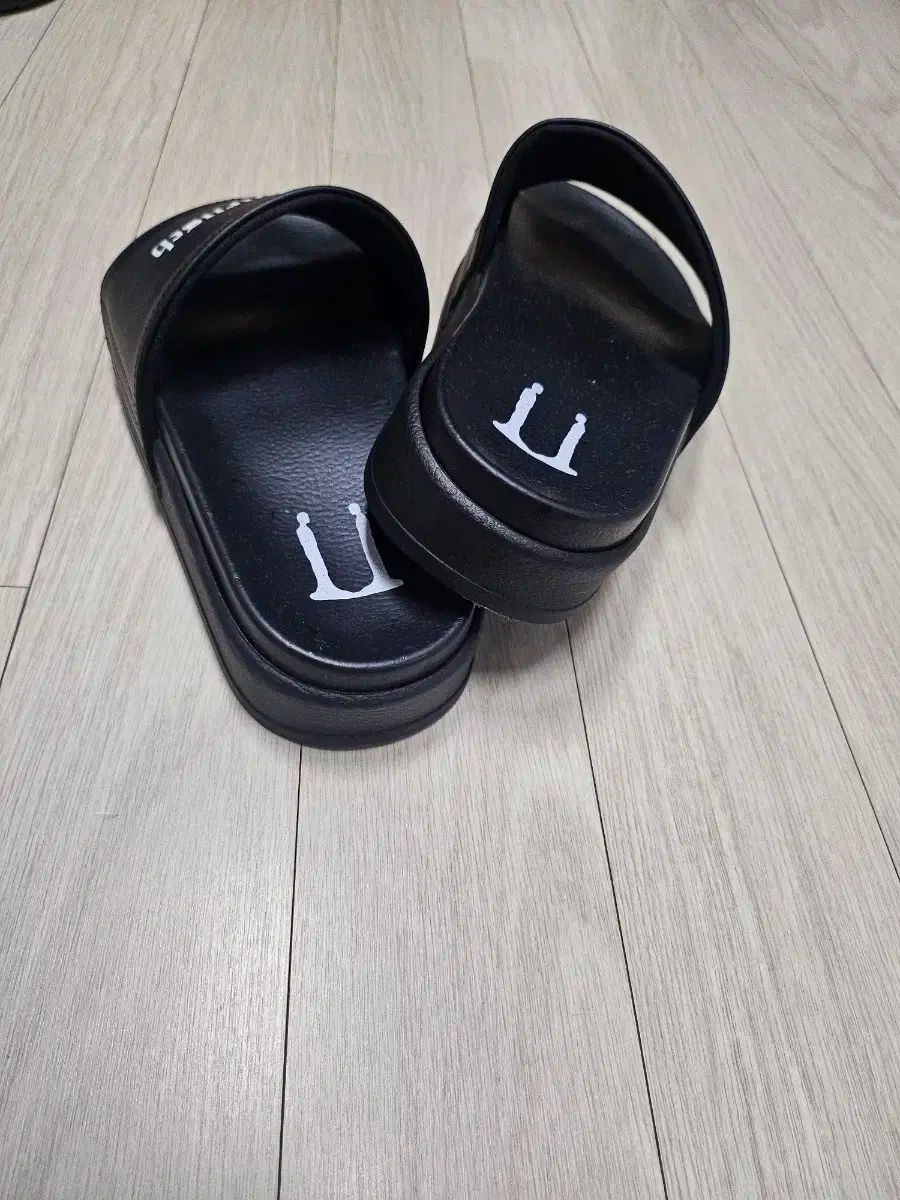 G-DRAGON ÜBERMENSCH スリッパ Lサイズ27 G-DRAGON - Slippers [2025 World Tour 'Übermensch' Official