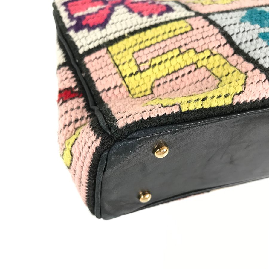 シャネル CHANEL チェーンショルダー アイコン ニット パッチ シャネル CHANEL チェーンショルダー アイコン ニット パッチ