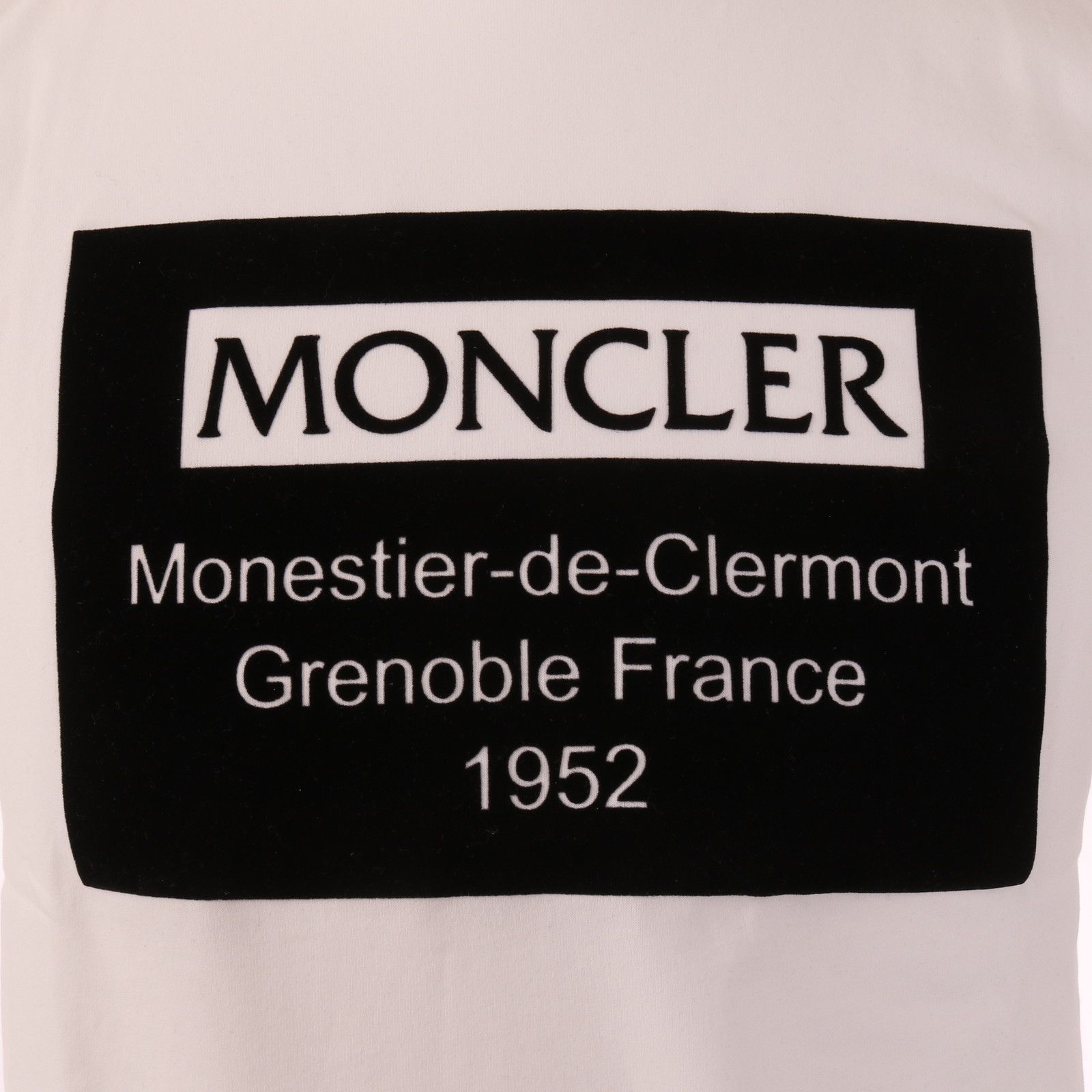 未使用 モンクレール 半袖 Tシャツ クルーネック カットソー アパレル
