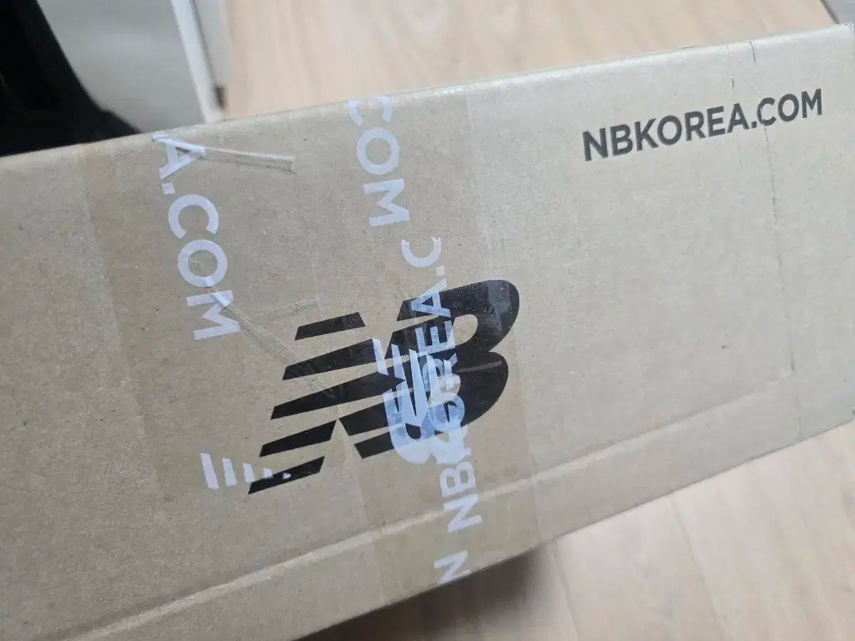 ランニングシューズ NBPFES415K
