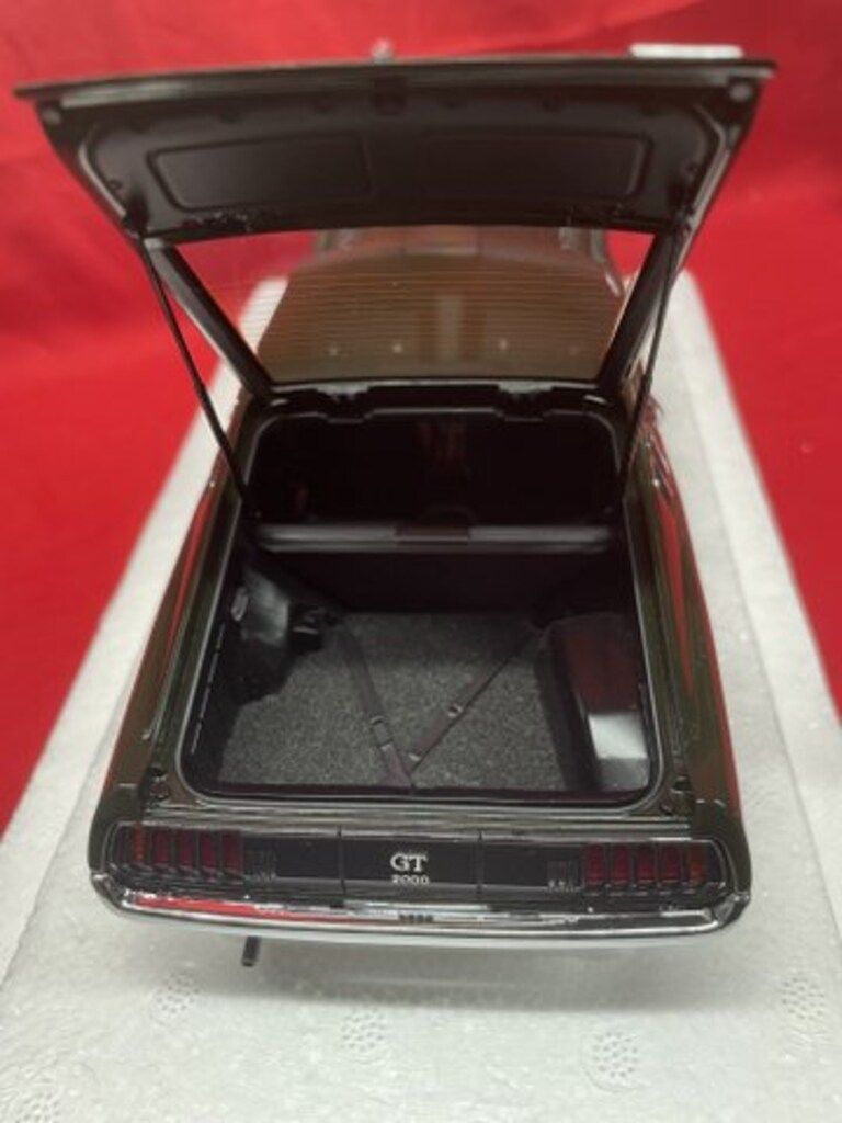 リフトバック 2000GT