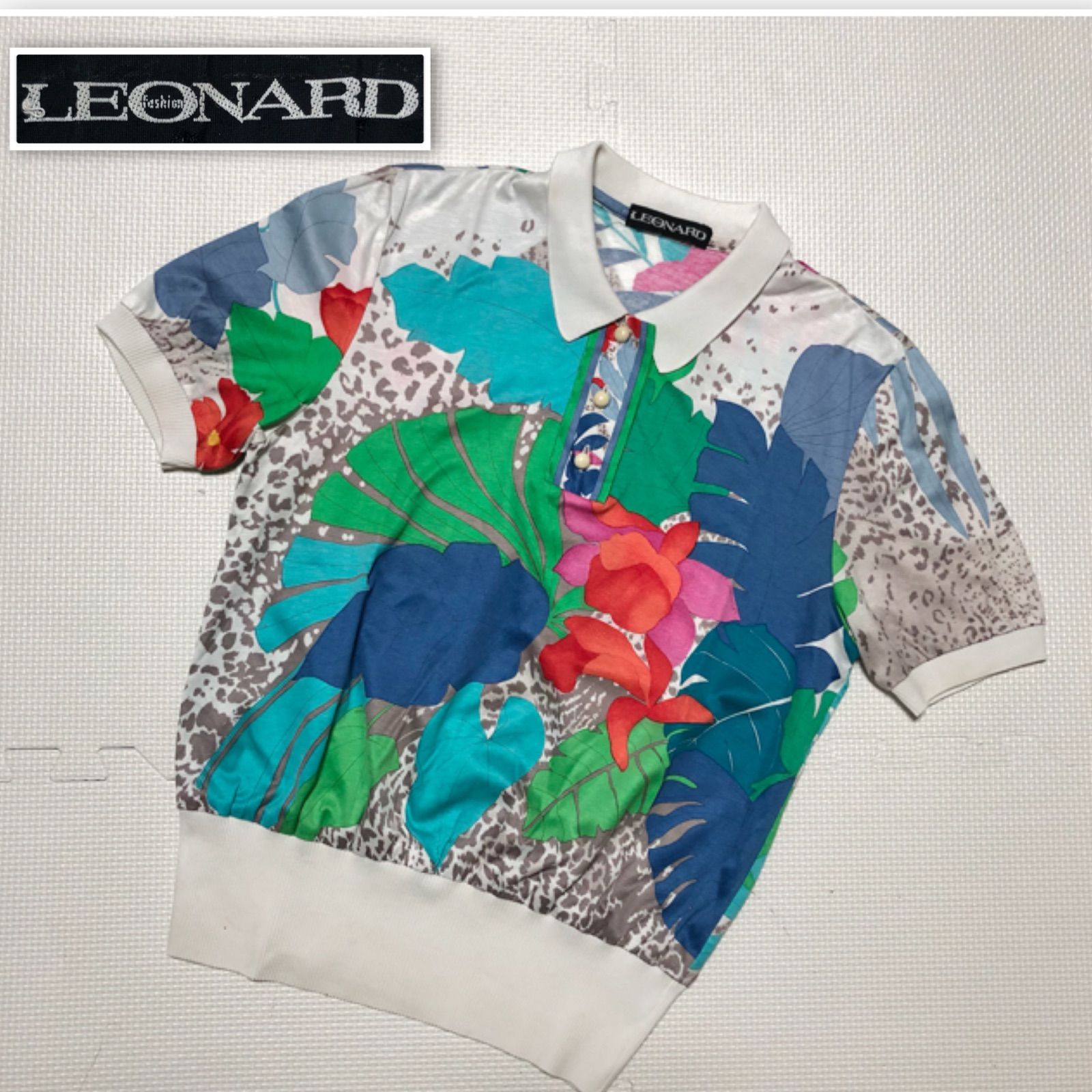 美品レオナール半袖花柄ポロシャツです □美品□LEONARD レオナール ポロシャツ 半袖 花柄 フラワー 総