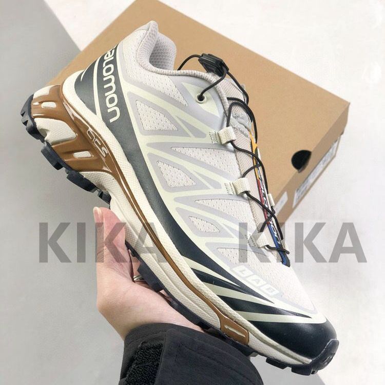 新品未使用 SALOMON  XT-6  サロモン スニーカー靴