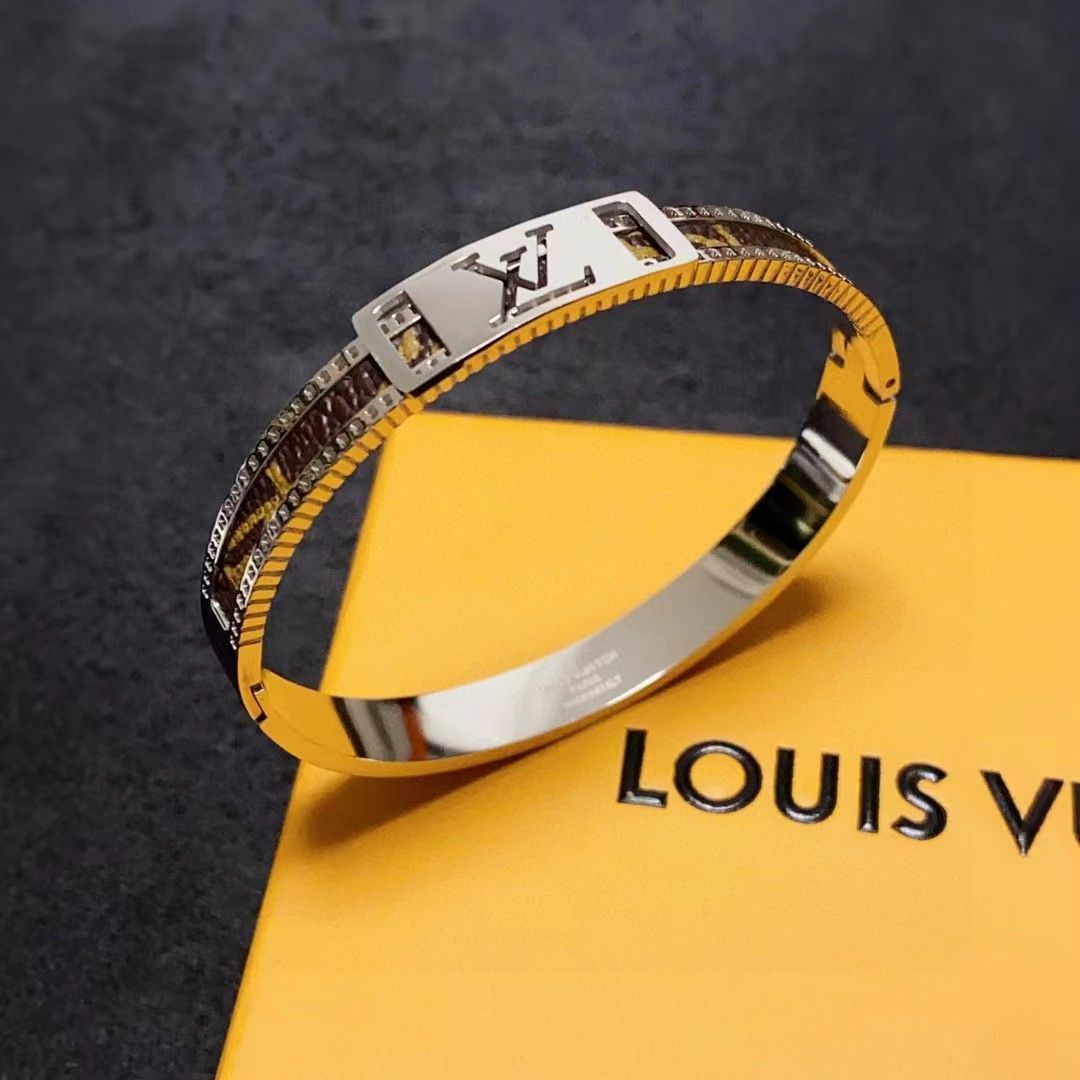 美品 LOUIS VUITTONブレスレット男女兼用