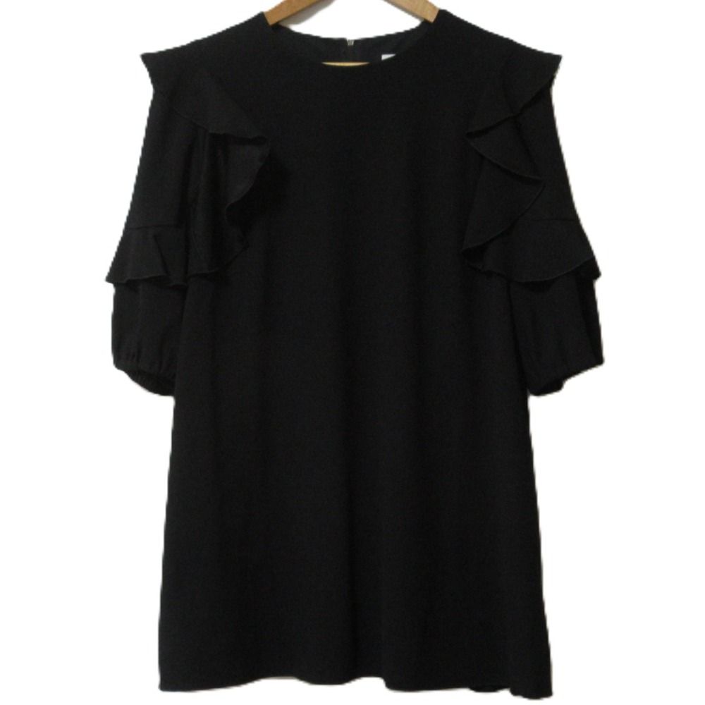 美品 FOXEY NEW YORK フォクシーニューヨーク クルーネック 美品 FOXEY NEW YORK フォクシーニューヨーク クルーネック