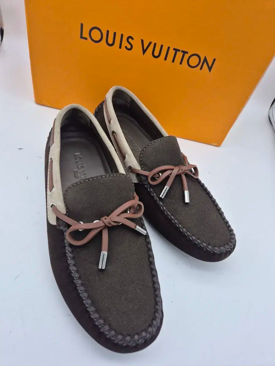 Louis Vuitton ルイヴィトン ブラウン スエード ローファー 260