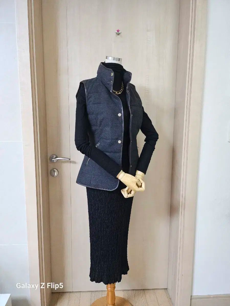  マッシモドゥッティ ベスト ダウン ベスト ジレ ベスト ジレ ビスチェ